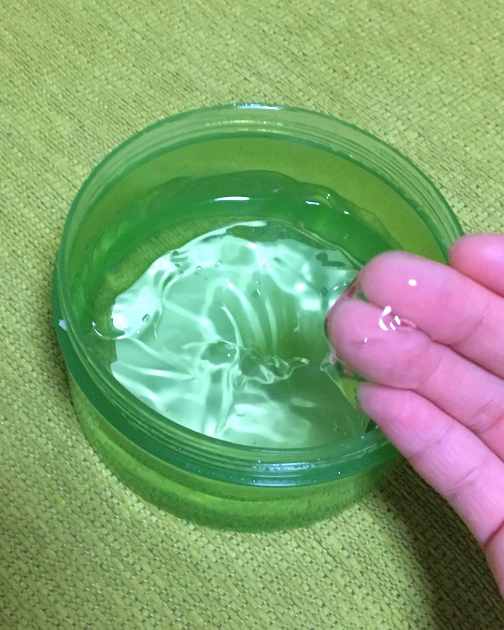 マイルド&モイスチャーアロエジェル/ネイチャーリパブリック/ボディローションを使ったクチコミ(2枚目)