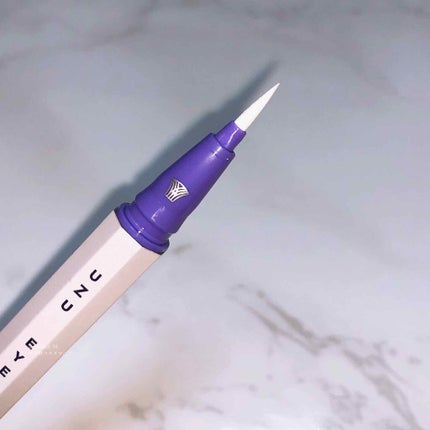 EYE OPENING LINER/UZU BY FLOWFUSHI/リキッドアイライナーを使ったクチコミ(3枚目)