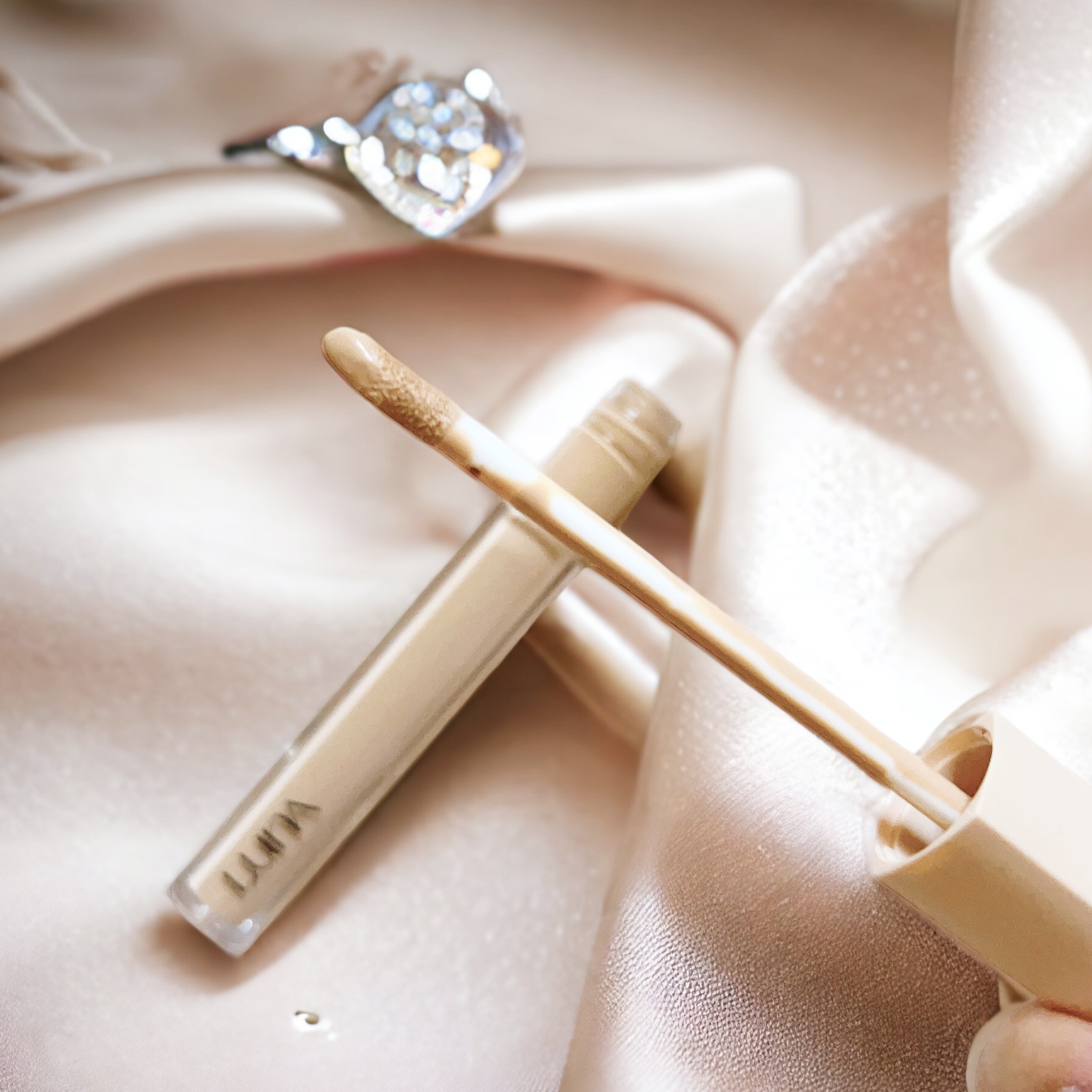 ロングラスティングチップコンシーラー/LUNA/リキッドコンシーラーを使ったクチコミ（2枚目）