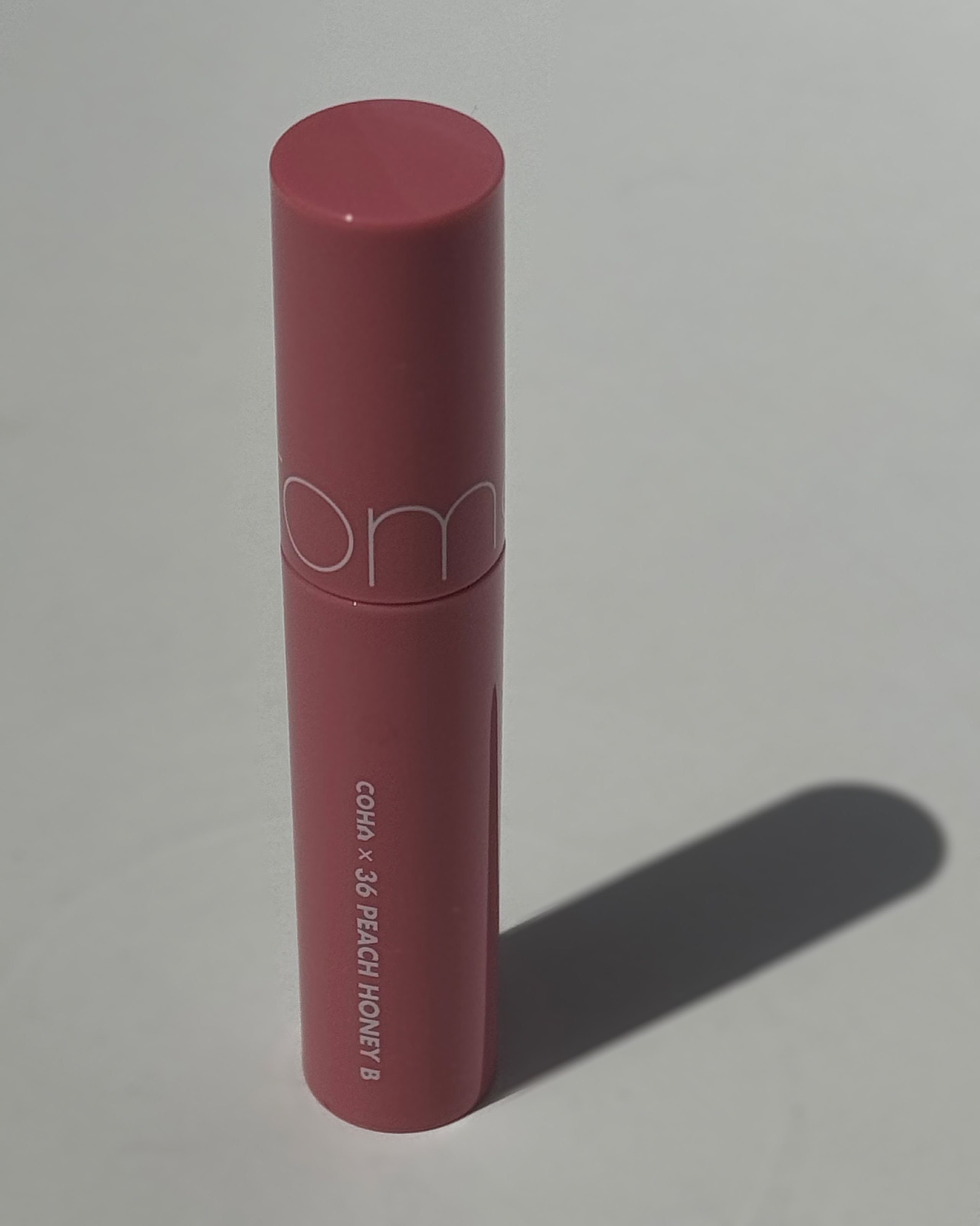 ジューシーラスティングティント/rom&nd/リップティントを使ったクチコミ（2枚目）