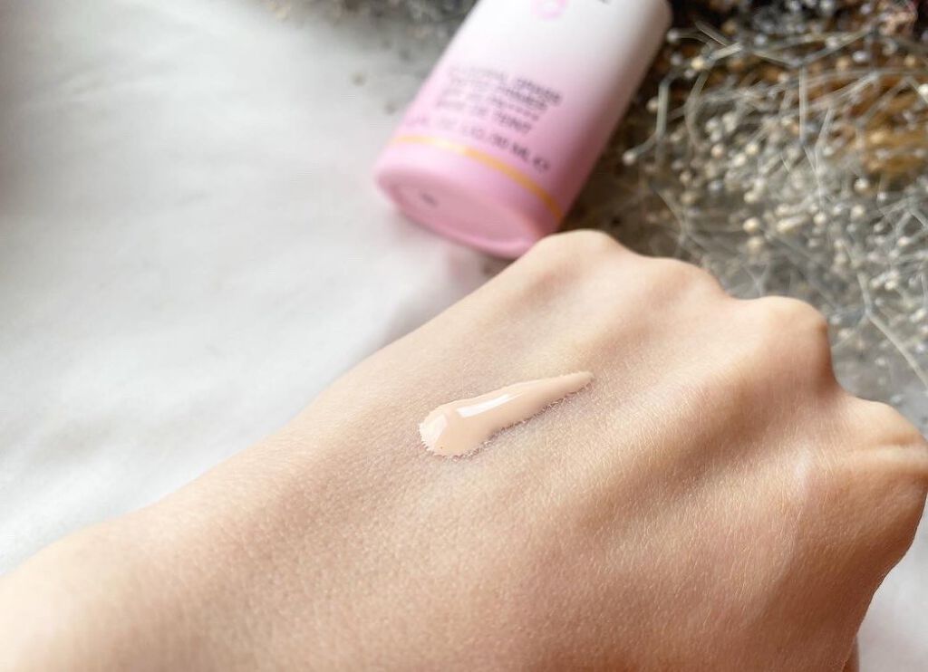 ライトフル Ｃ＋ティンティッド プライマーSPF45(PA++++)/M・A・C/化粧下地を使ったクチコミ（2枚目）