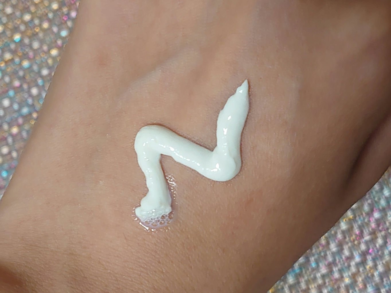 カーミングバイオティックスサンエッセンス/Leaders Clinie(リーダーズ)/日焼け止めローションを使ったクチコミ（2枚目）