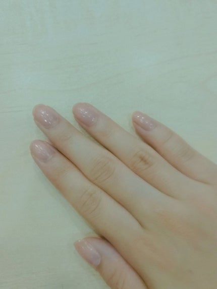 ネイルファンデーション PO ピンクオークル/パラドゥ/マニキュアを使ったクチコミ(2枚目)