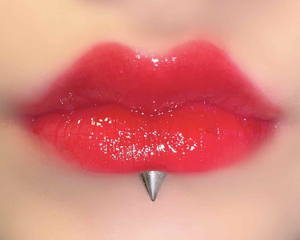 キス グロウ リップ オイル/REVLON/リップグロスを使ったクチコミ（2枚目）