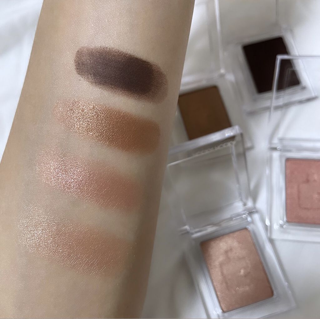 ピースマッチングシャドウ SGD01 ゴールドスパングル/HOLIKA HOLIKA/単色アイシャドウを使ったクチコミ（2枚目）