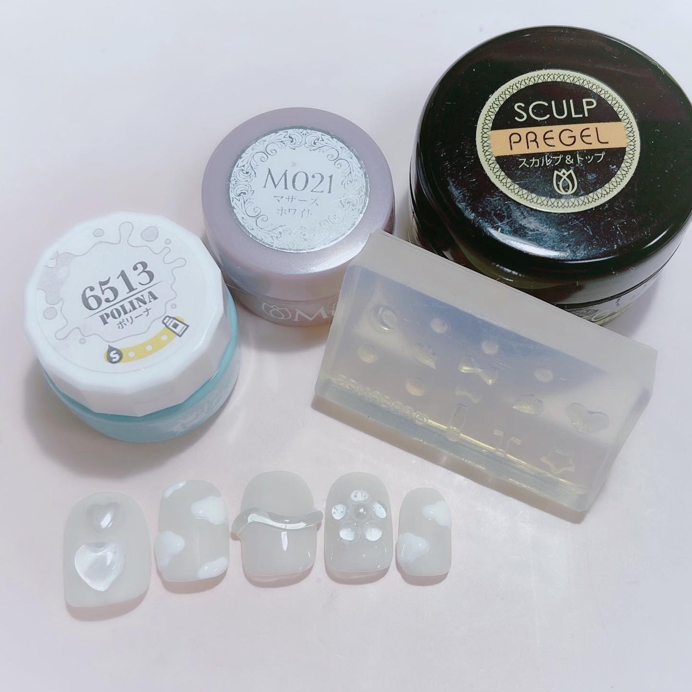 なかやまちえこ on LIPS 「White☁️365日ネイル128日め⠀⠀画像に入れ忘れました..」(2枚目)