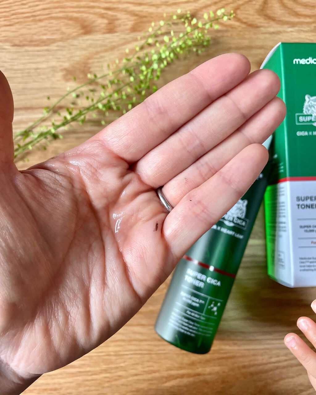 ananamargaret on LIPS 「メディキューブSUPERCICATONERのご紹介です💕@me..」(4枚目)