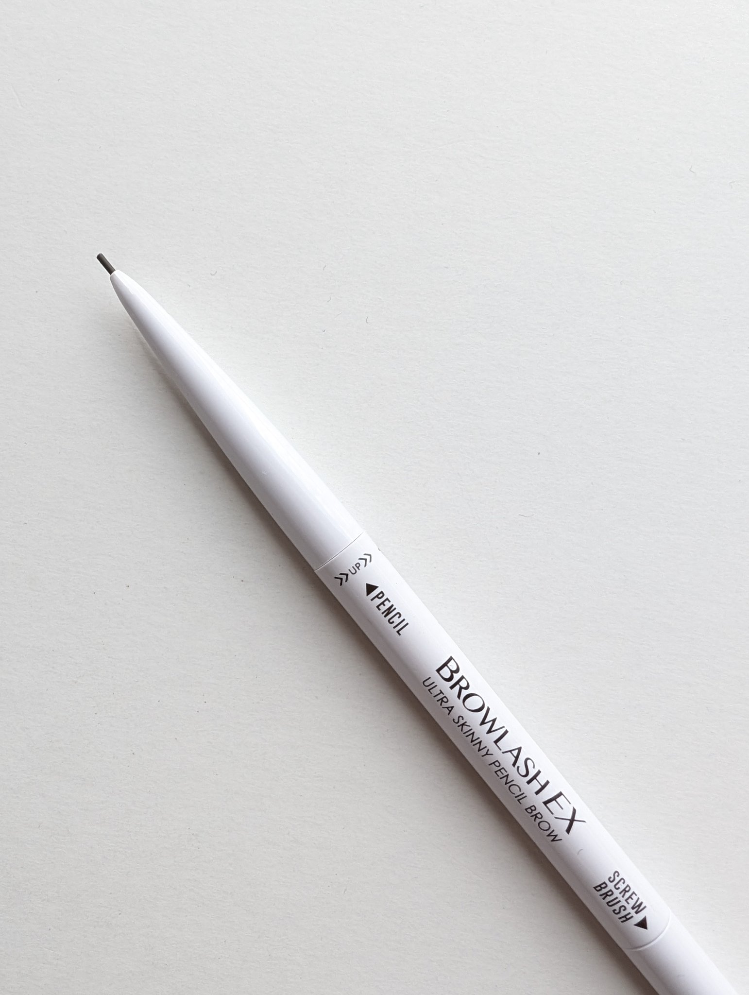 ブロウラッシュEX　ウルトラスキニーペンシルブロウ N/ブロウラッシュ/アイブロウペンシルを使ったクチコミ（2枚目）