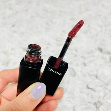 セシル on LIPS 「マスクに付かないリップ💄今探してる方多いですよね❓でも付かない..」（3枚目）