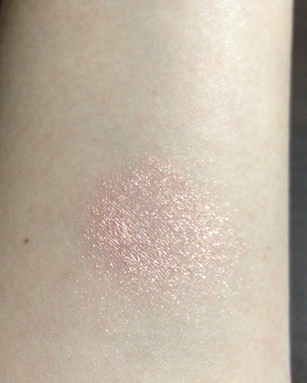 グロウ タッチ アイズ/SUQQU/リキッドアイシャドウを使ったクチコミ(2枚目)