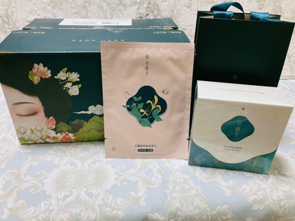 玉養桃花 ルースパウダー/花西子/ルースパウダーを使ったクチコミ(1枚目)