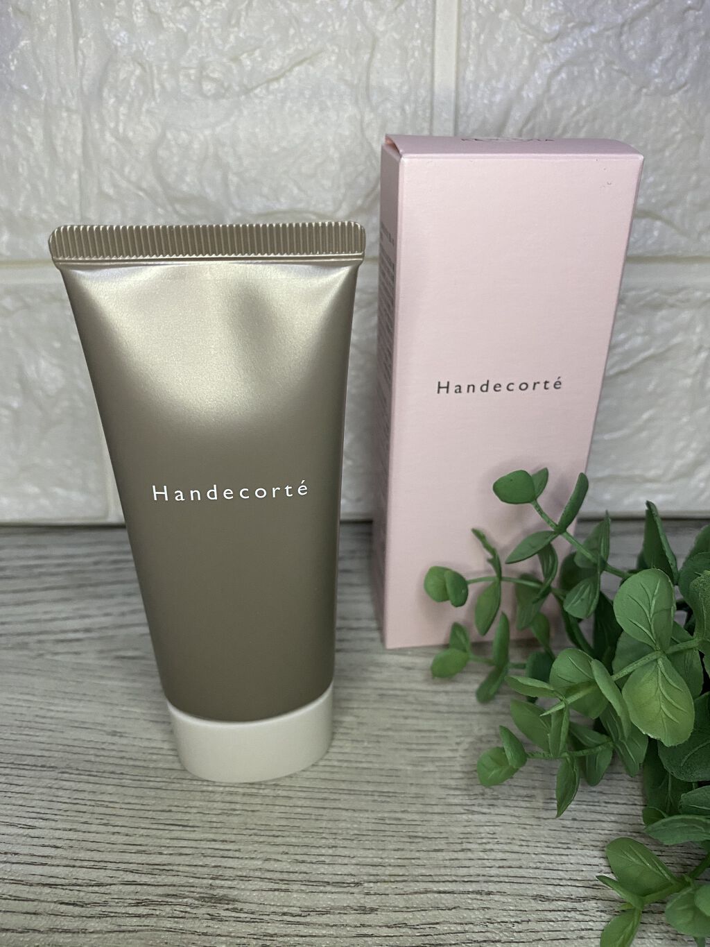 ハンデコルテ/キユートピア/ネック・デコルテケアを使ったクチコミ（2枚目）