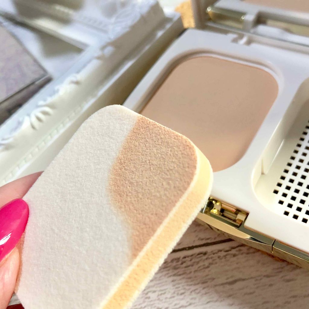 シルキー フィット/COVERMARK/パウダーファンデーションを使ったクチコミ(2枚目)