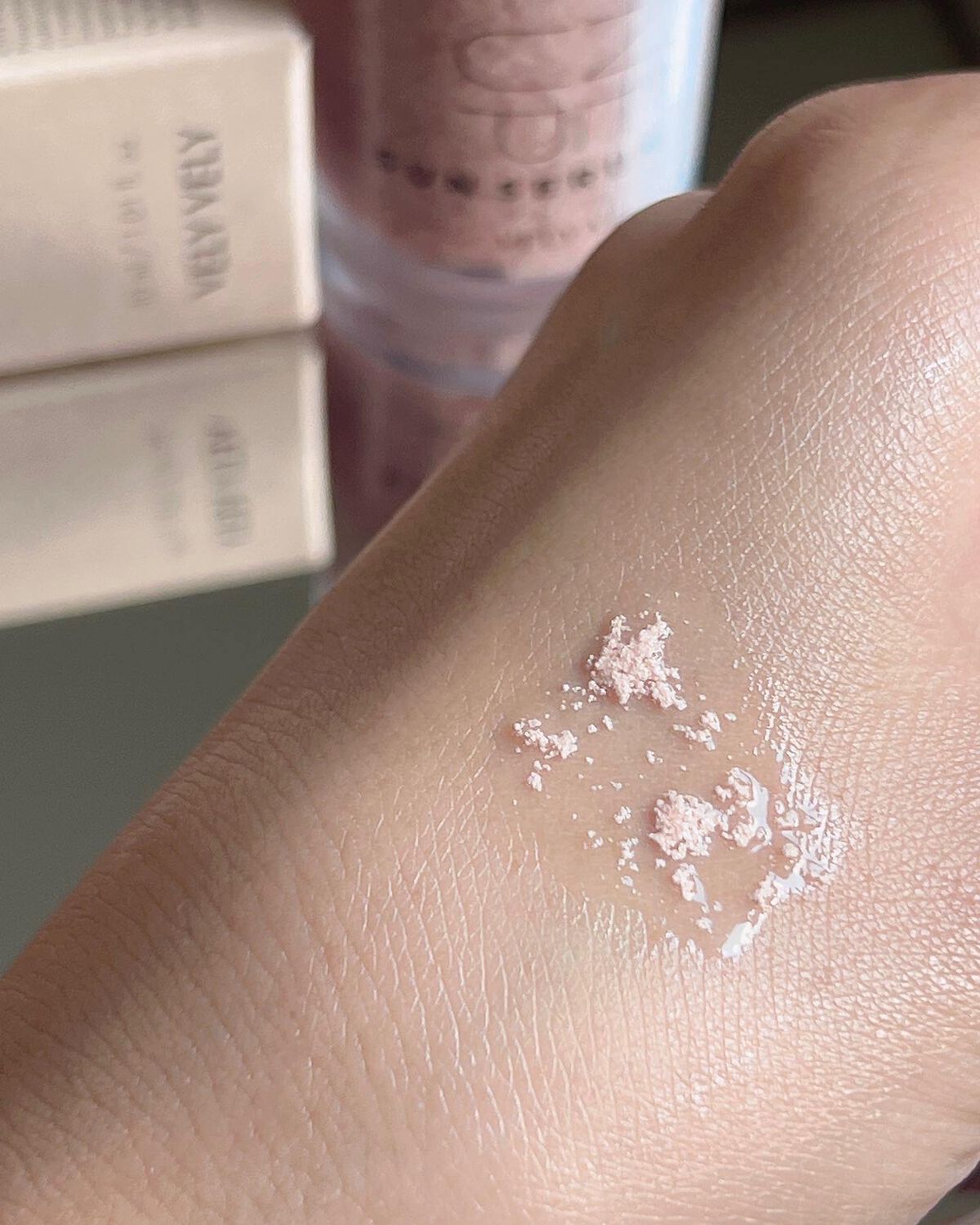 ビタミントーンアップサンセラム/VELY VELY/日焼け止めローションを使ったクチコミ(3枚目)