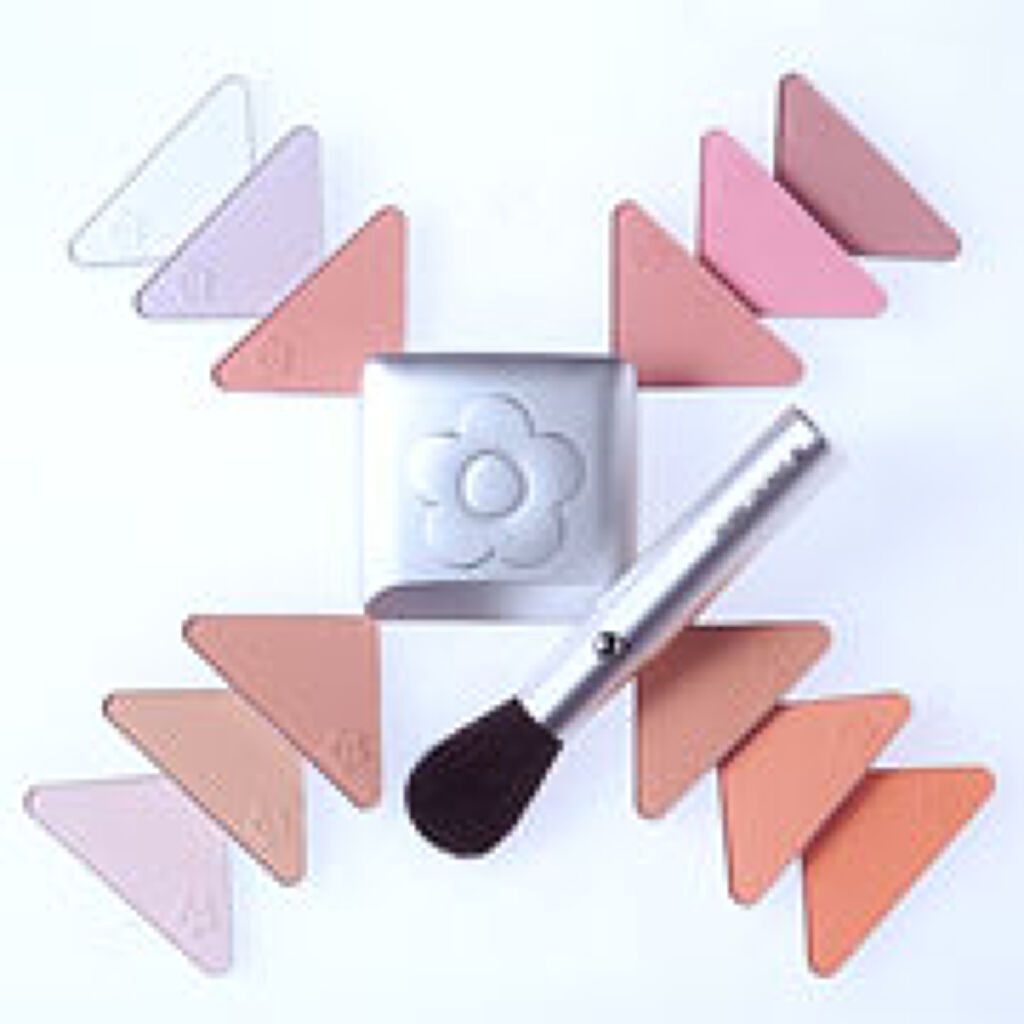 MARY QUANT ブラッシュベビー(旧)