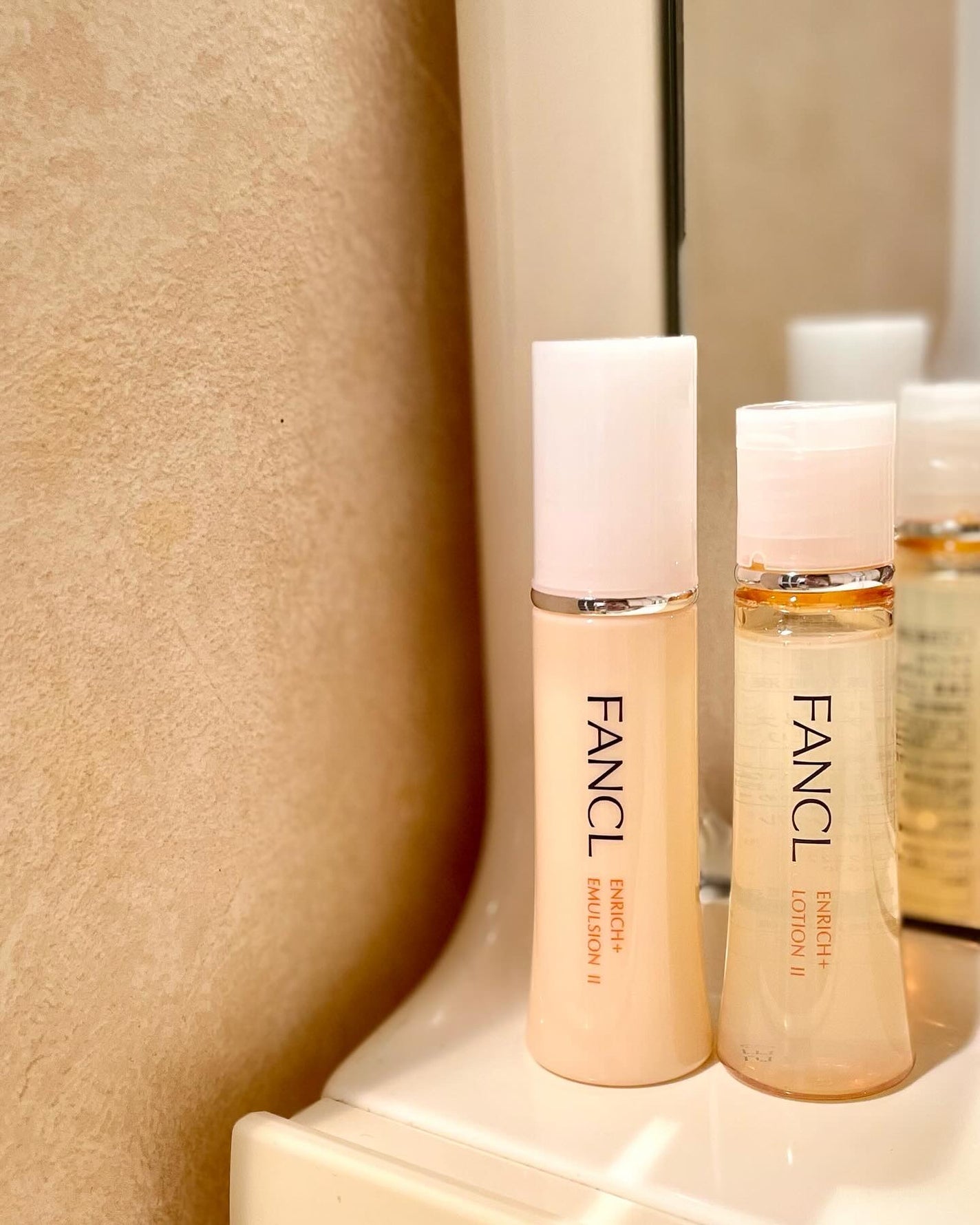 ゆい on LIPS 「\シワ・ハリ気になったらこれを使って🫙✨/ 『ファンケル エン..」(1枚目)