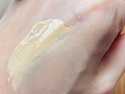 あゆ on LIPS 「GIVENCYのプリズム・リーブル・スキンケアリング・グロウC..」(5枚目)