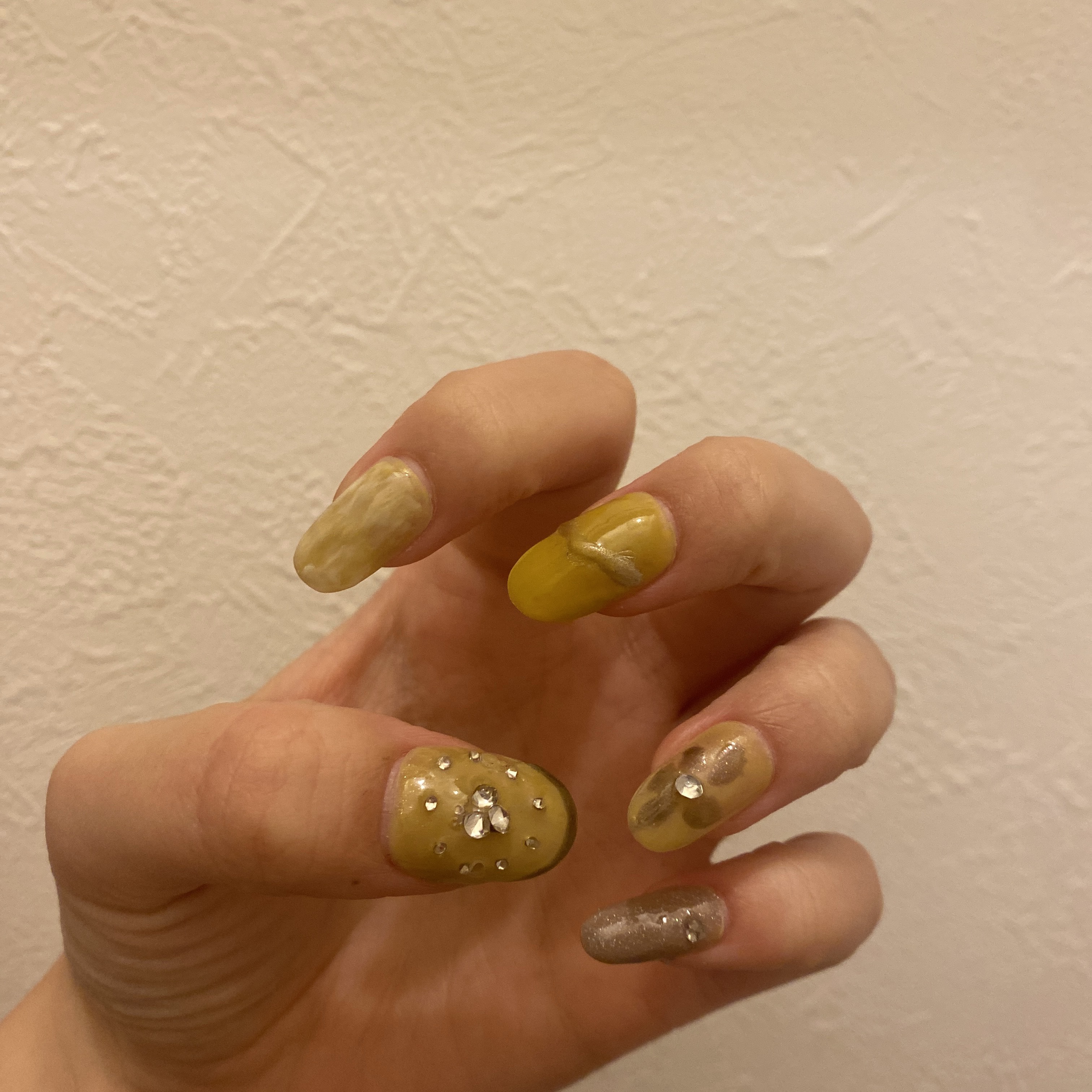 BRG ジェルネイル 50 ピスタチオ/DAISO/ジェルネイルを使ったクチコミ（2枚目）