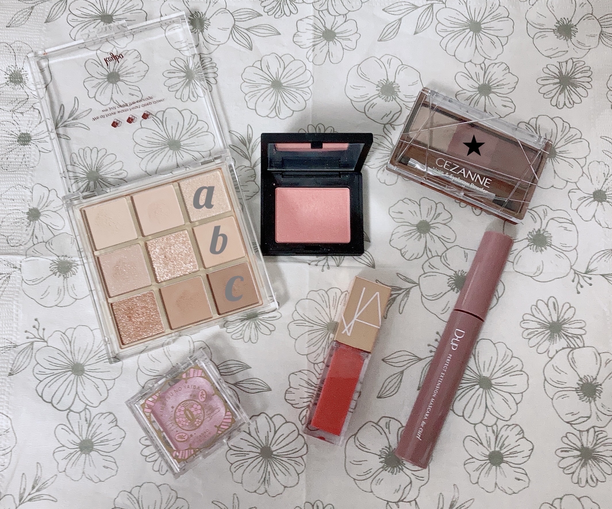 一番コフレ 鬼滅の刃 D賞シングルカラー/BANDAI SPIRITS/単色アイシャドウを使ったクチコミ（1枚目）