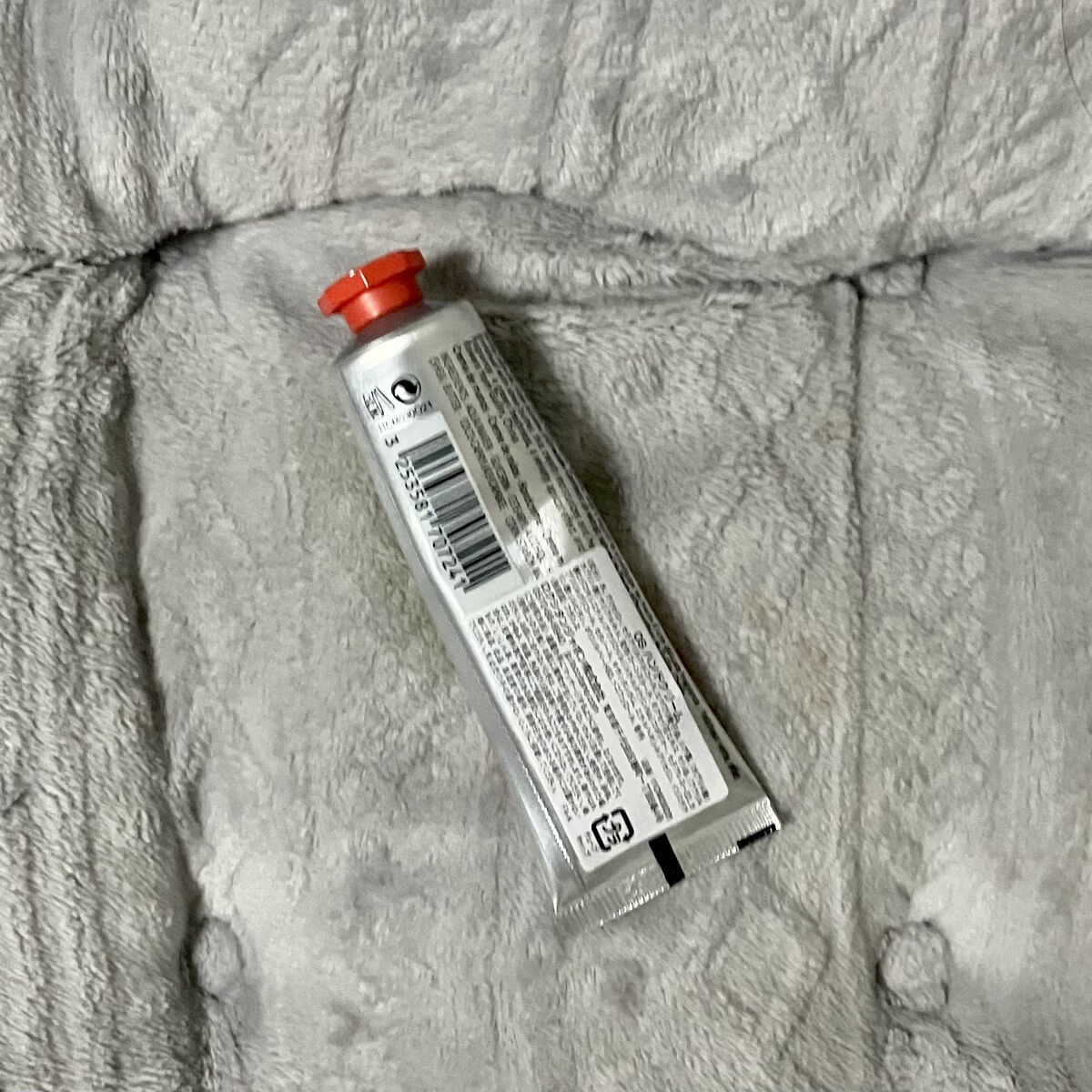 オスマンサス ハンドクリーム/L'OCCITANE/ハンドクリームを使ったクチコミ（3枚目）