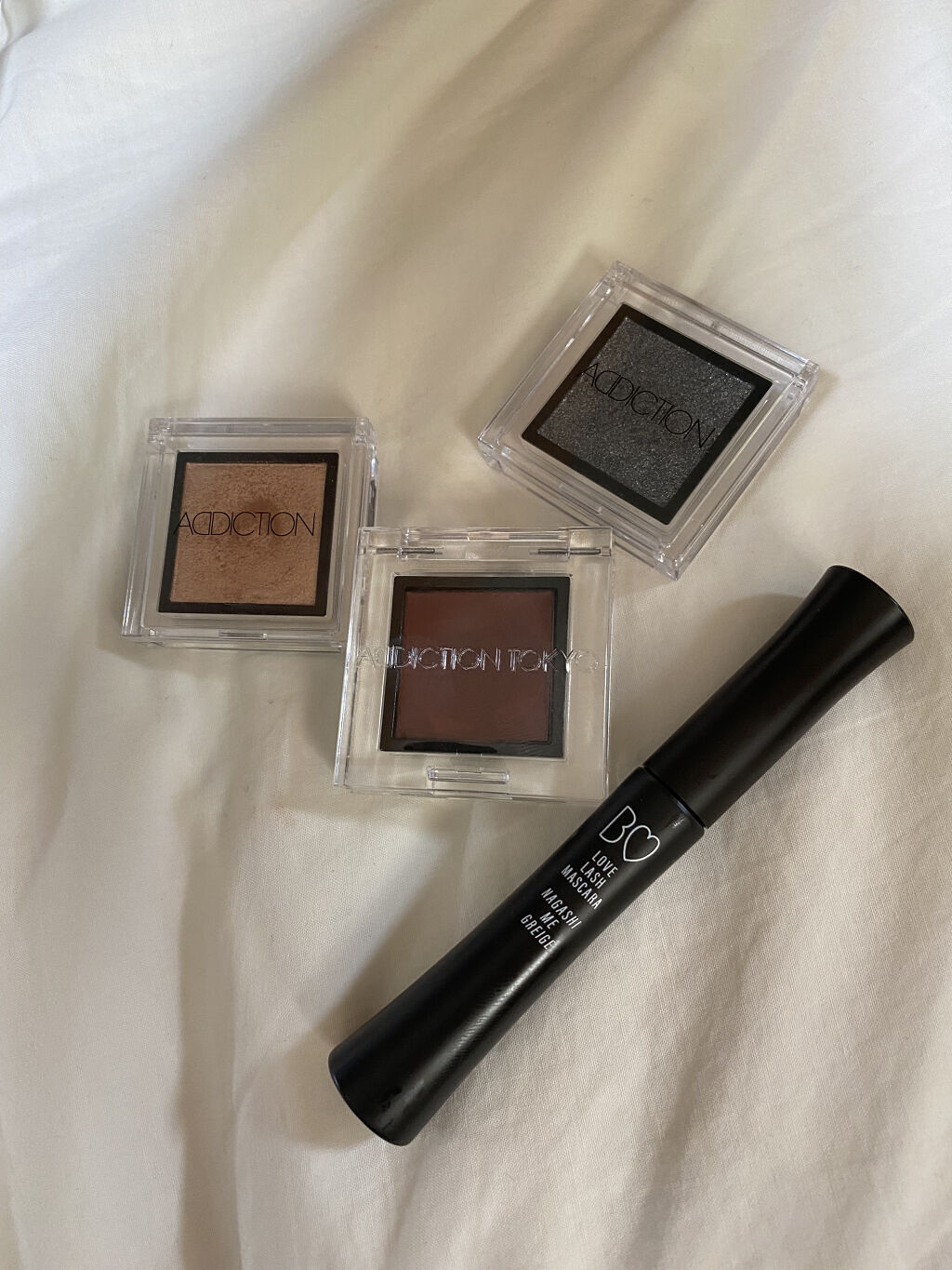 アディクション ザ アイシャドウ 06 Ghost Dance (P) /ADDICTION/単色アイシャドウを使ったクチコミ（2枚目）