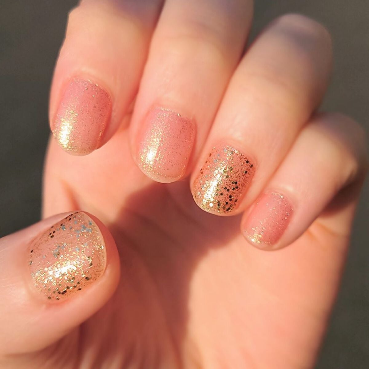 カラフルネイルズ/キャンメイク/マニキュアを使ったクチコミ(5枚目)