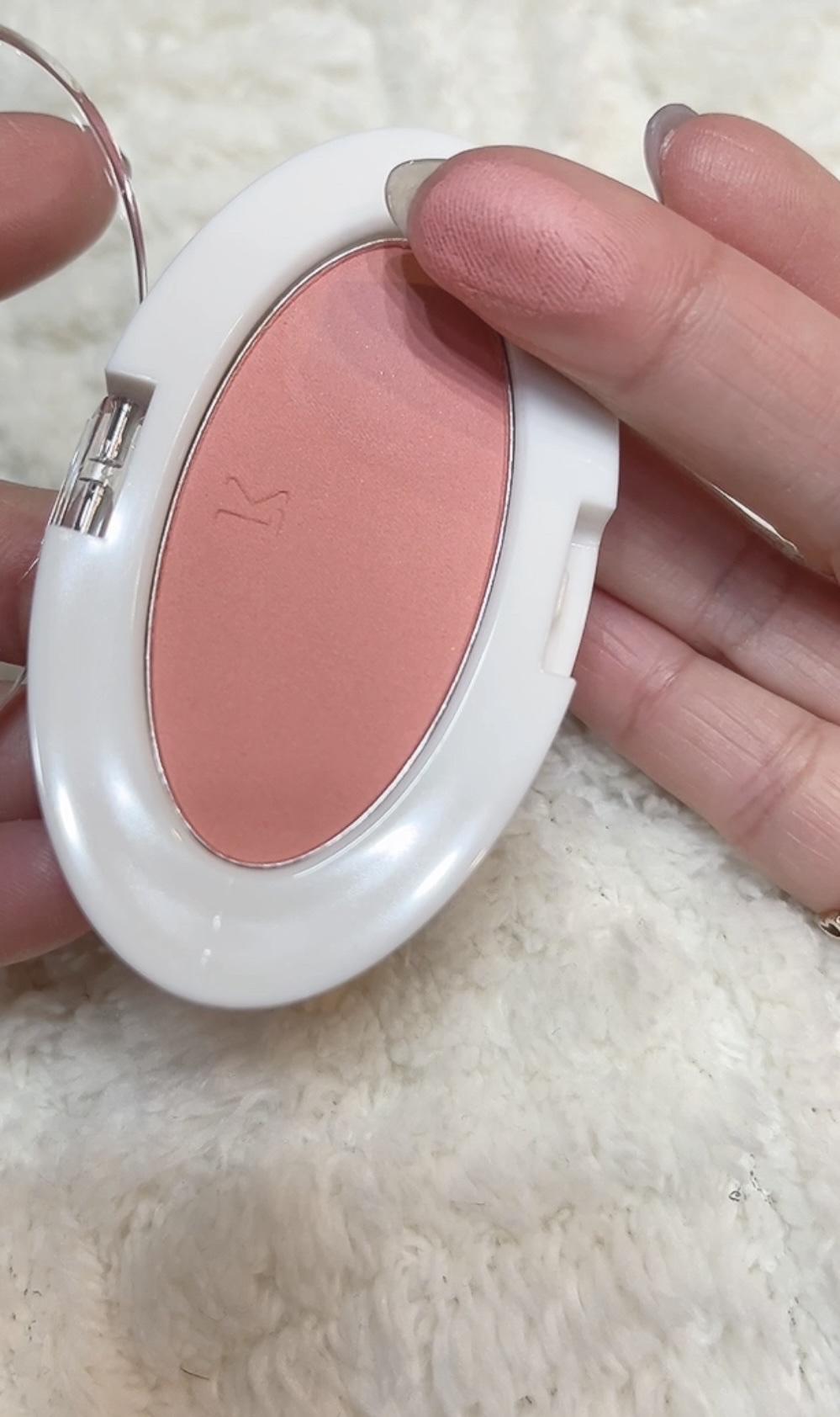 ラブシルクブラッシュ 701 ハリコ/Laka/パウダーチークを使ったクチコミ（3枚目）