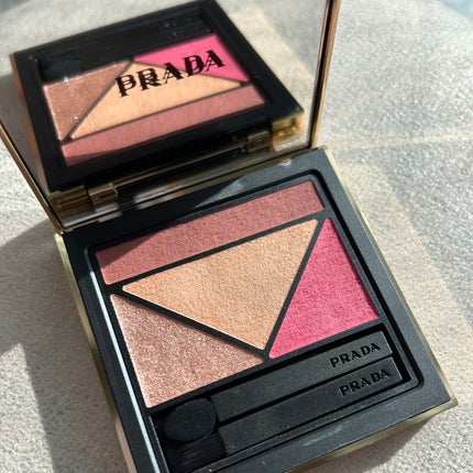 ダイメンションズ マルチエフェクト アイシャドウ/PRADA BEAUTY/アイシャドウパレットを使ったクチコミ(1枚目)