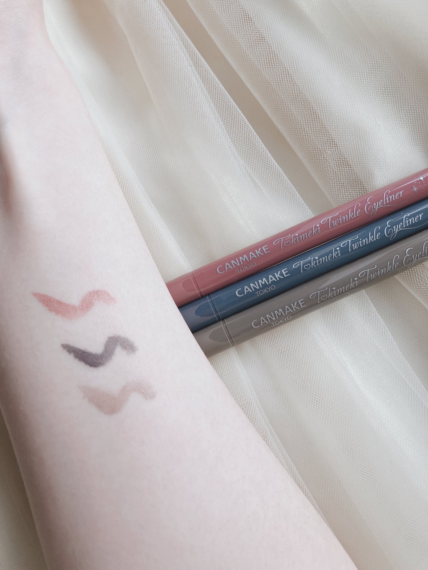 トキメキトゥインクルアイライナー/キャンメイク/リキッドアイライナーを使ったクチコミ(4枚目)