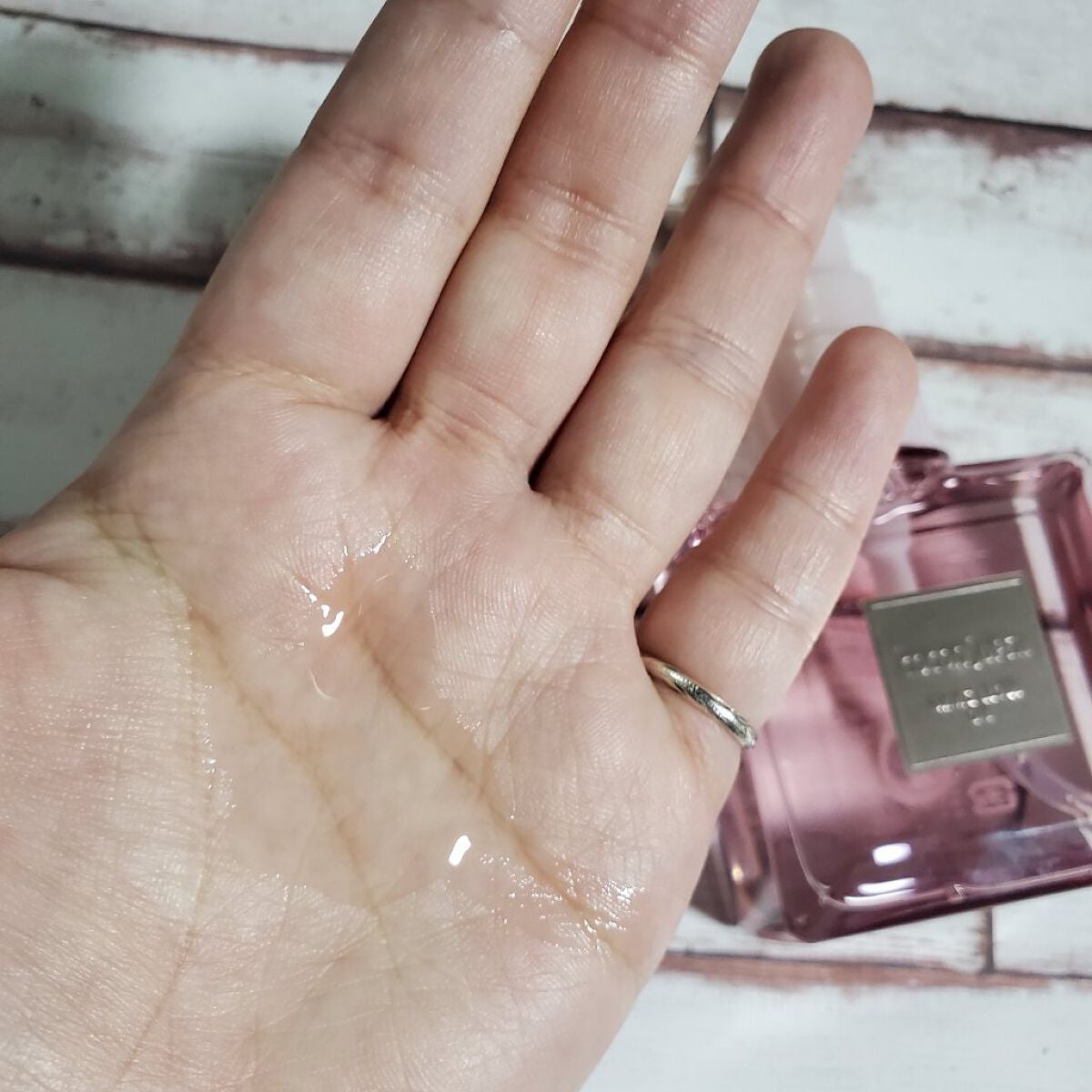 スインググロスオイル/ココンシュペール/香水(その他)を使ったクチコミ(2枚目)