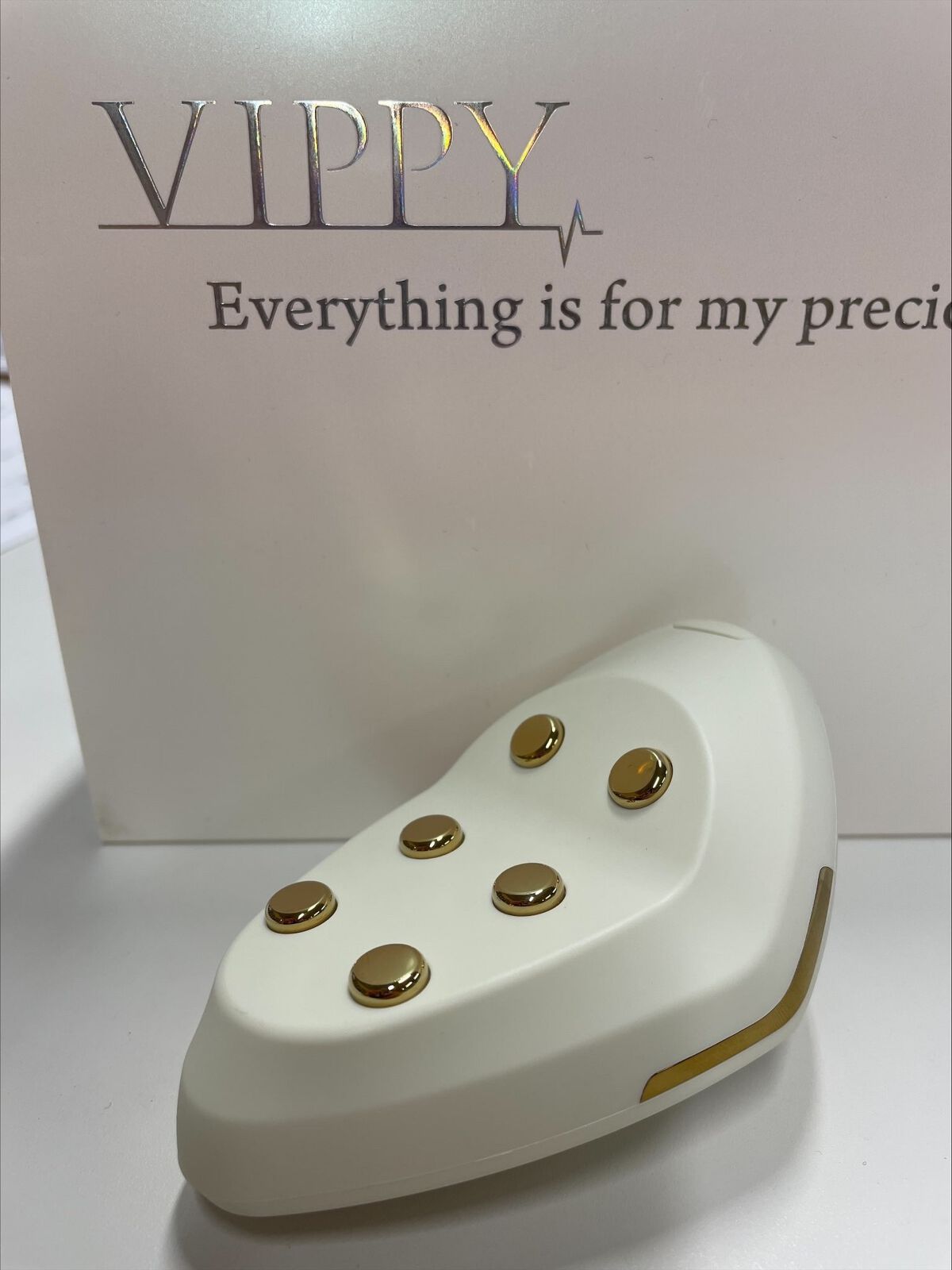 VIPPY Vippyのクチコミ「4段階切り替えれるMモード（中周波、EMS、導入）とVモード（バイブレーション）3段階のコラボ.....」（1枚目）