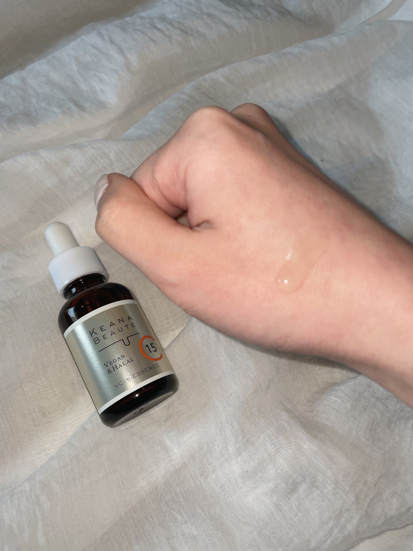 VC15特濃美容液/ケアナボーテ/美容液を使ったクチコミ(4枚目)