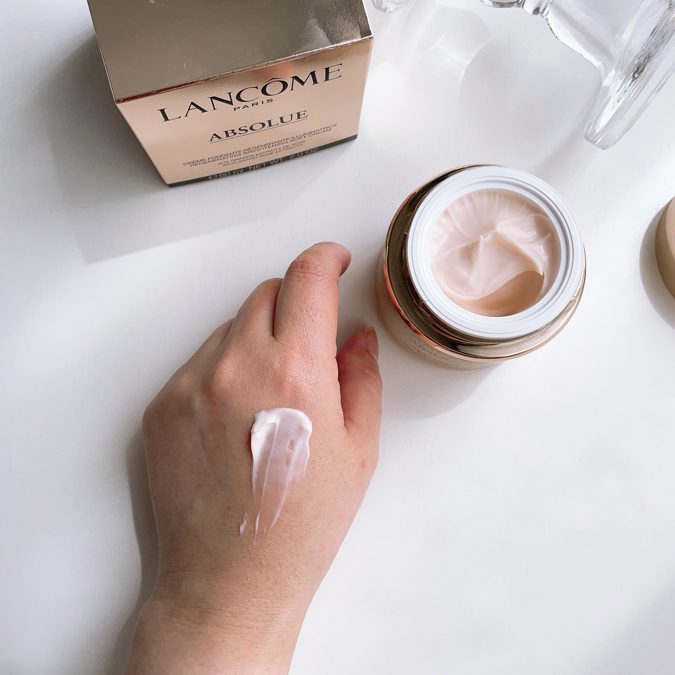 アプソリュ ソフトクリーム 60ml/LANCOME/フェイスクリームを使ったクチコミ（3枚目）