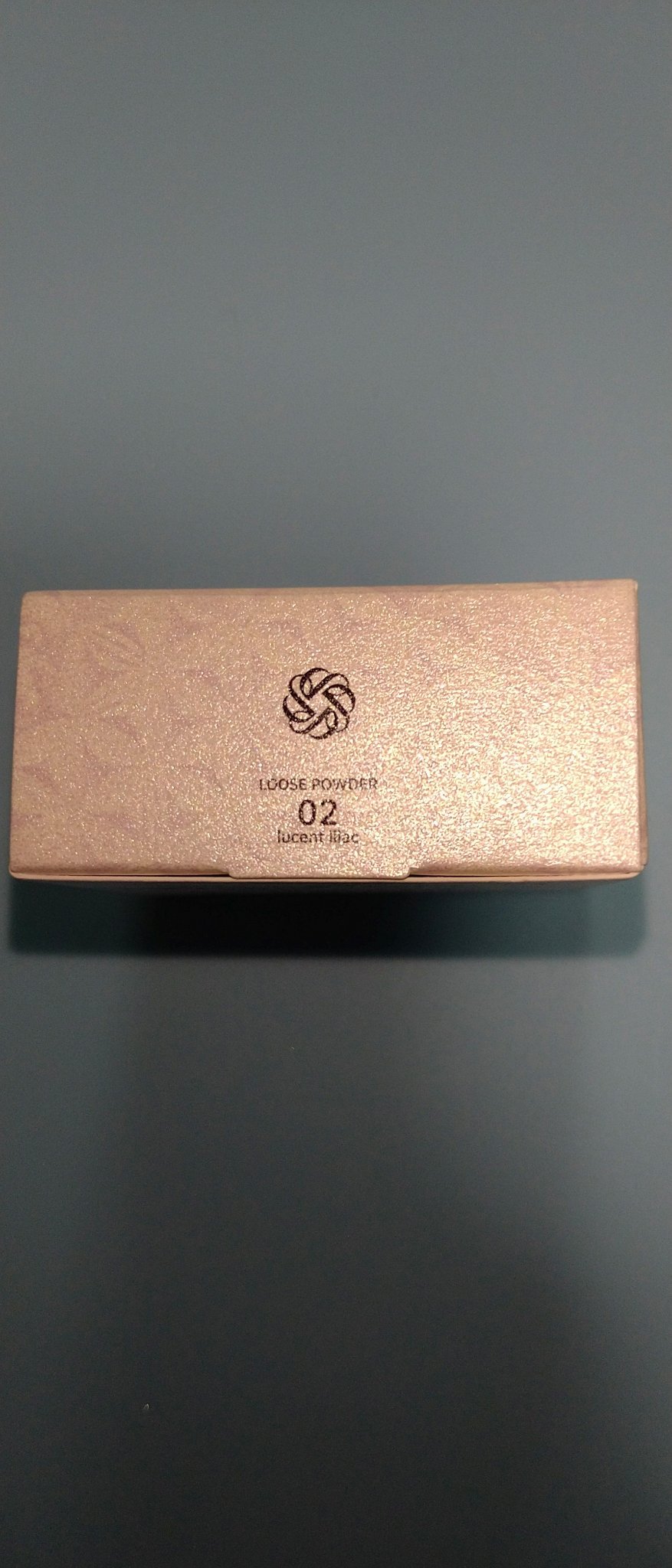ルース パウダー 02 lucent lilac/DECORTÉ/ルースパウダーを使ったクチコミ（2枚目）