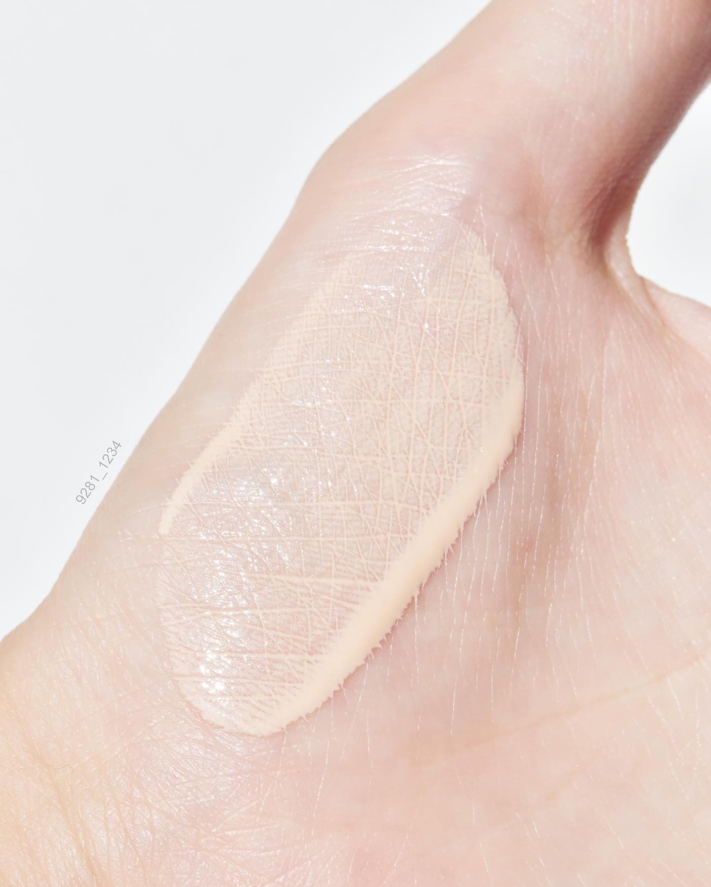 シアーグローベース/NUDIQUE/化粧下地を使ったクチコミ（3枚目）