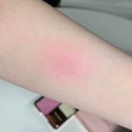 エンチャントグロウブラッシュ/VAVI MELLO/パウダーチークを使ったクチコミ(3枚目)