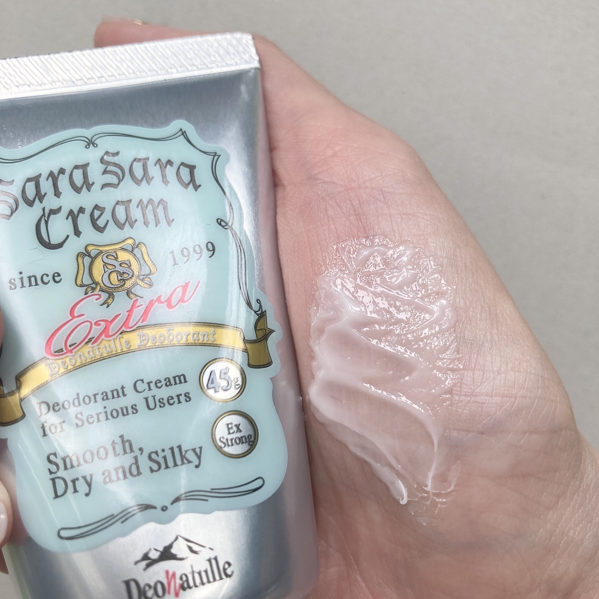 薬用さらさらデオドラントパウダー/デオナチュレ/デオドラント・制汗剤を使ったクチコミ（2枚目）