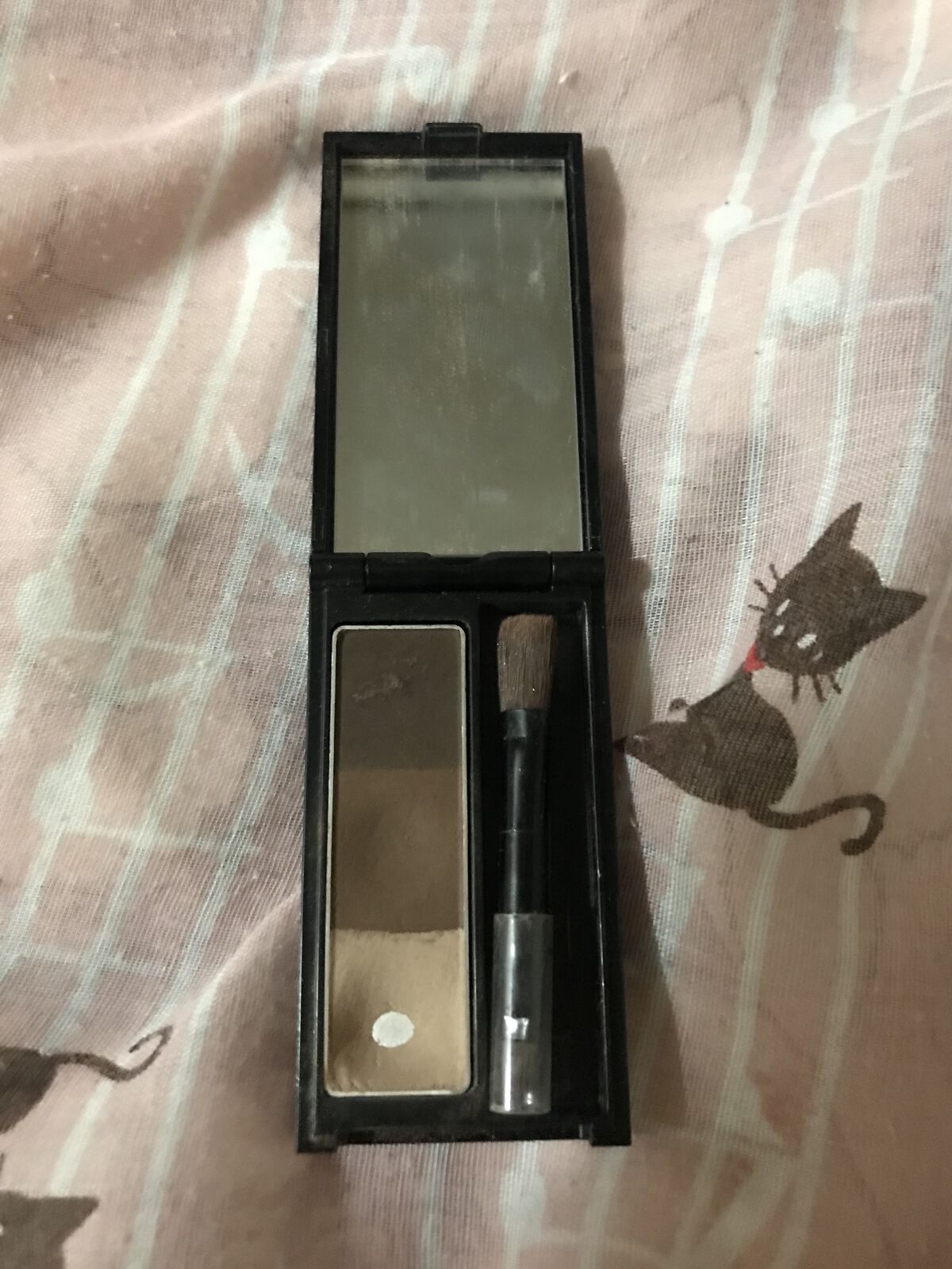 シングルカラーアイシャドウ/CEZANNE/単色アイシャドウを使ったクチコミ（2枚目）