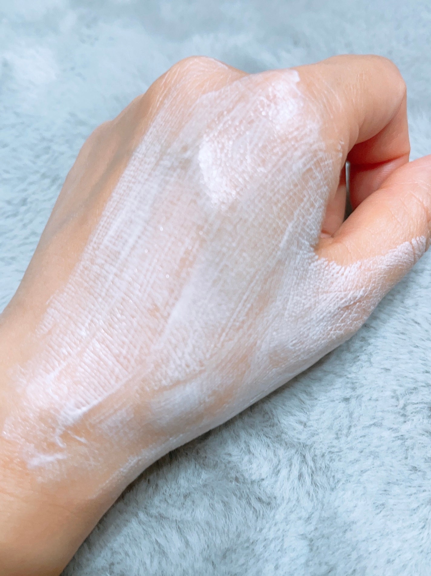 ライクシルクアイクリーム/ahatt/アイケア・アイクリームを使ったクチコミ(6枚目)