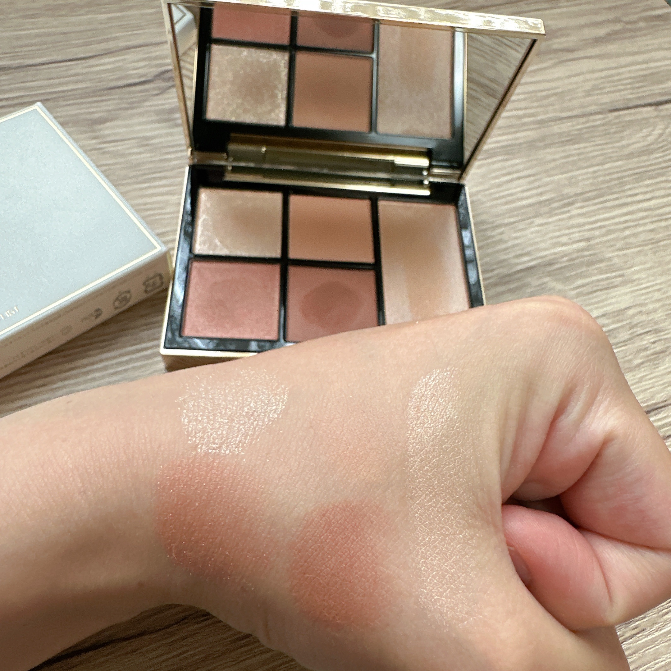 フェイス スタイリスト/SNIDEL BEAUTY/アイシャドウパレットを使ったクチコミ（2枚目）