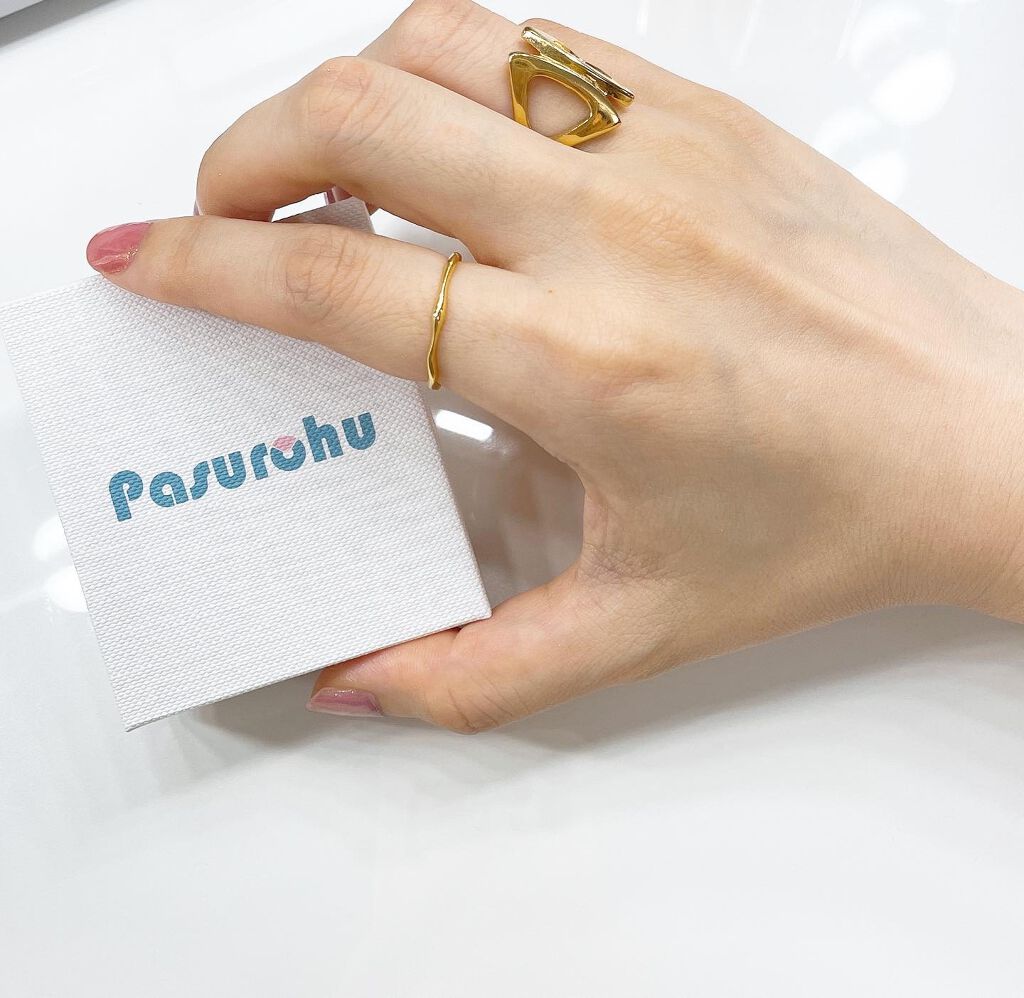 með¥éåœã³ã¹ã¡ç ç©¶å®¶ on LIPS ãPasurohuæ§(@Pasurohu)ã®ãŽãŒã«ãã®ãªã³ã°ãã..ãïŒ4æç®ïŒ