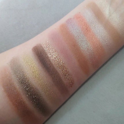 off melrose/ColourPop/アイシャドウパレットを使ったクチコミ(5枚目)