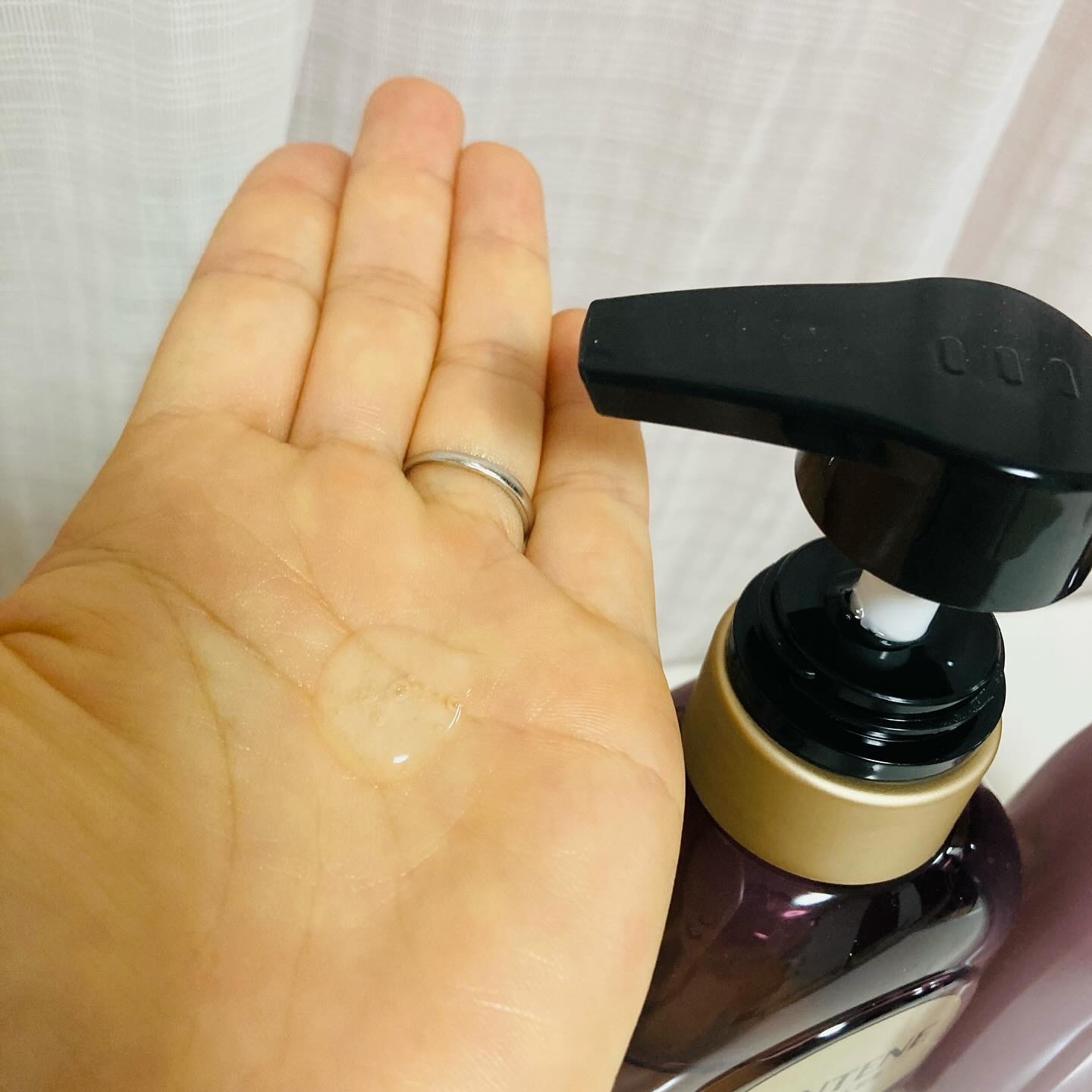 ミラクルズ うねりコントロール&リペア ボンドリペア シャンプー/トリートメント/パンテーン/市販シャンプーを使ったクチコミ（1枚目）