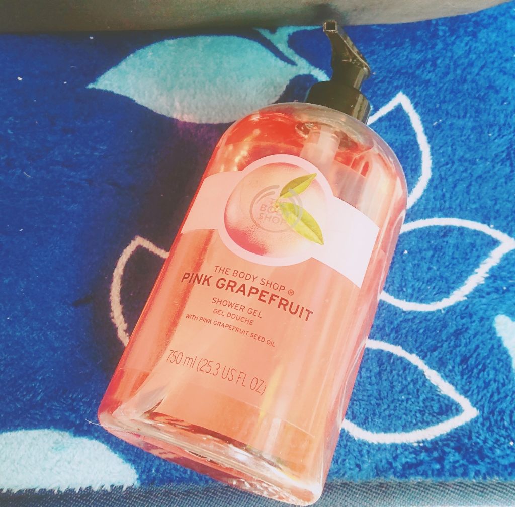 シャワージェル ピンクグレープフルーツ /THE BODY SHOP/ボディソープを使ったクチコミ(1枚目)
