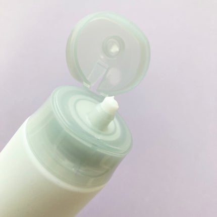 リサージ モイストクレンジングクリームのクチコミ「❤︎とろけるように肌になじむ❤︎
リサージのクリームクレンジング!
☞商品について
▪.....」(2枚目)