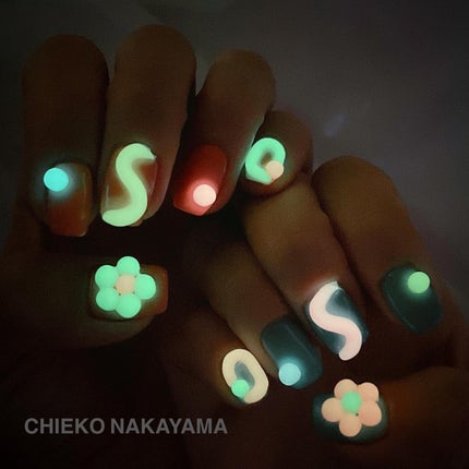 なかやまちえこ on LIPS 「#youtubeライブのアーカイブあります!⠀マイネイルを新し..」(6枚目)