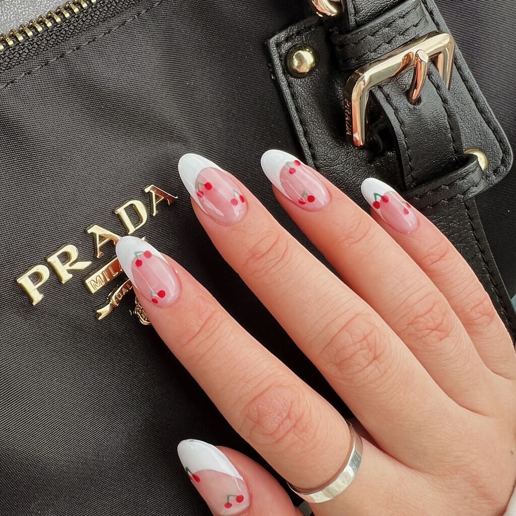 #フレンドネイル,#フレンチネイルのネイルデザイン