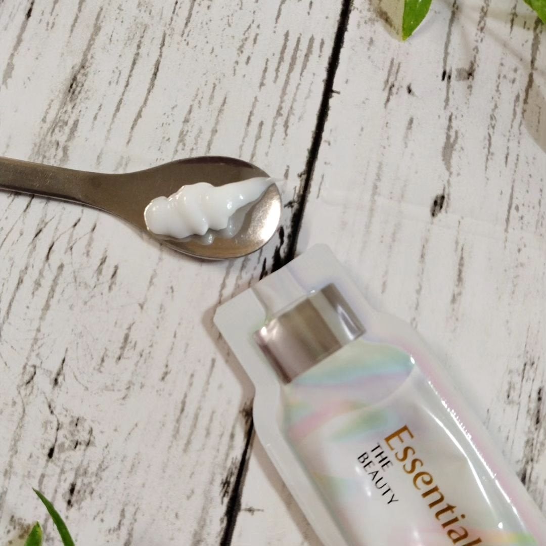 ザビューティ うるツヤチャージヘアパック/エッセンシャル/ヘアマスク・ヘアパックを使ったクチコミ(7枚目)