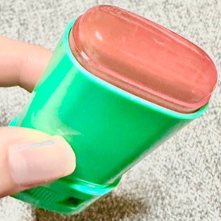 アピュー ジューシーパン UVスティック(スイカバー/メロンバー)/A’pieu/日焼け止めスティックを使ったクチコミ(4枚目)