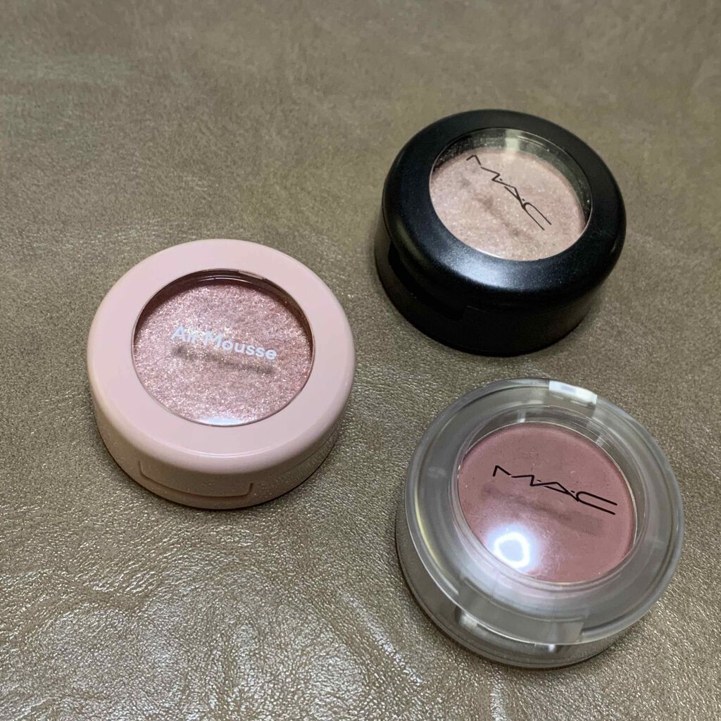 スモール アイシャドウ ゴールドビット/M・A・C/単色アイシャドウを使ったクチコミ（2枚目）